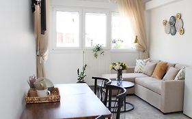 Side Beach Apartment